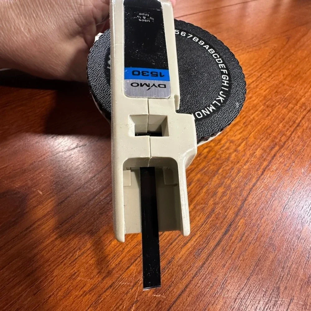 Dymo 1530 Tapewriter Label Maker Vintage Retro Office MCM‎ Embossing Tool Boxed
